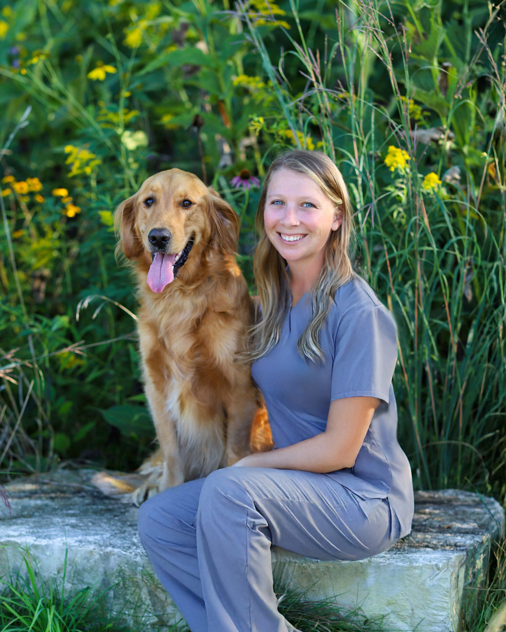 IMG_3171-Elizabeth gray scrubs Elizabeth